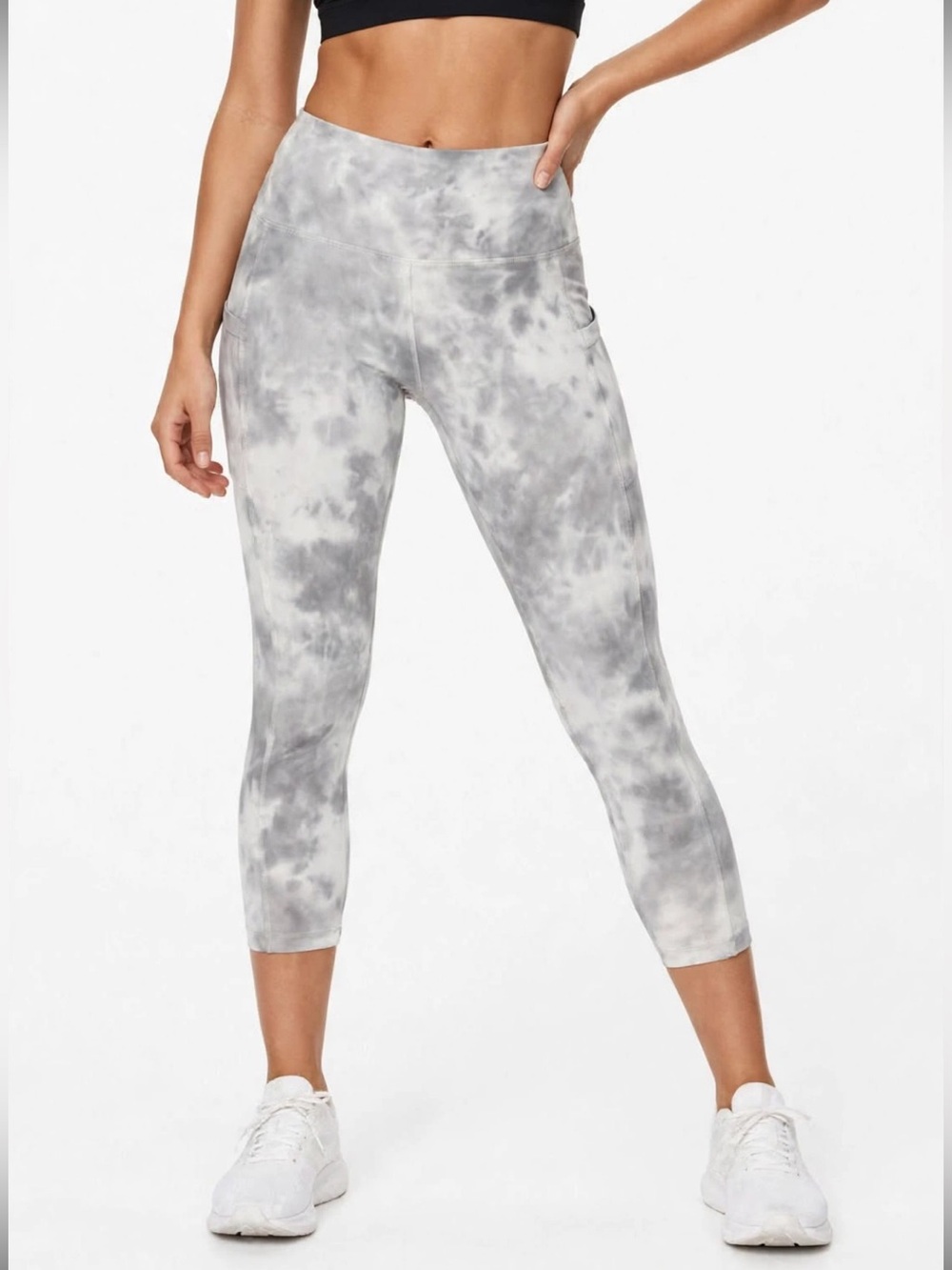 BeBe Sport | New Active Light Gray Cropped Leggings